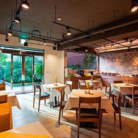 Citizen Hotel Тайбэй Экстерьер фото